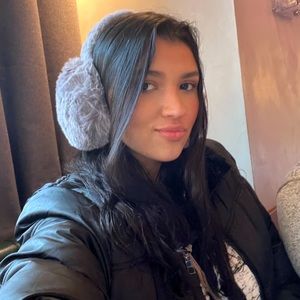 Meet your Posher, Diana